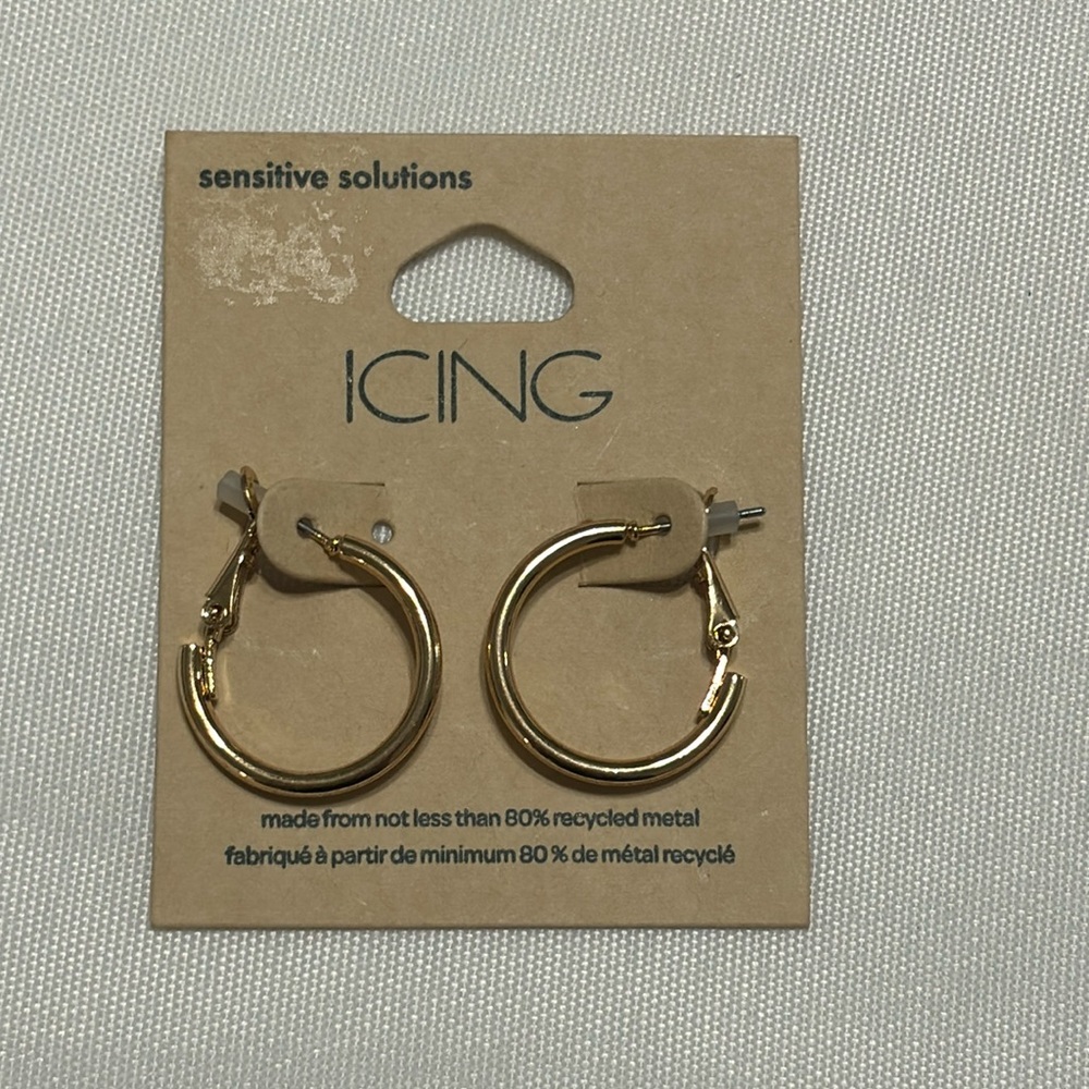 Icing Hoops Gold